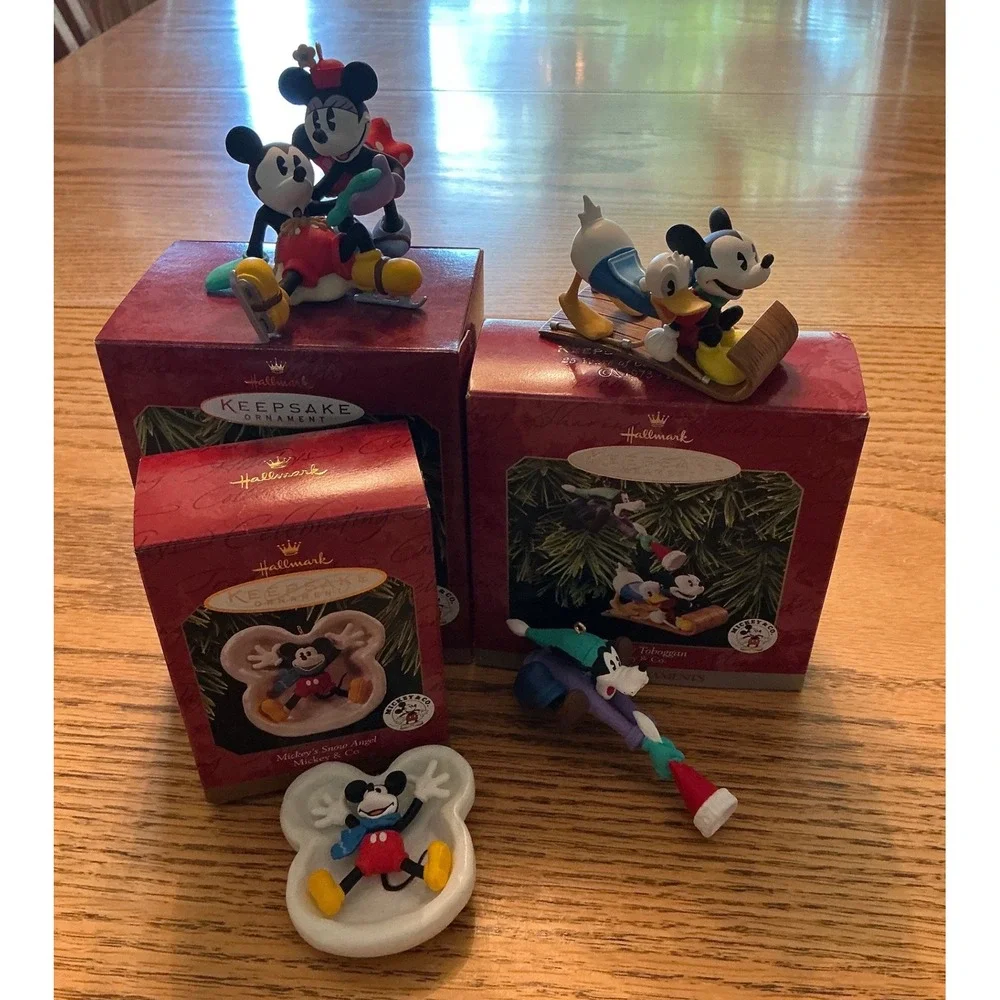 Lot of 4 Hallmark Keepsake Disney Ornaments Mickey Minnie Donald Goofy Vintage